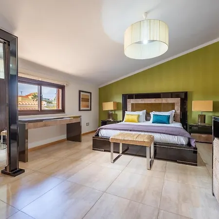 Areal Ii By Your Key Madeira * Camacha (Porto Santo)