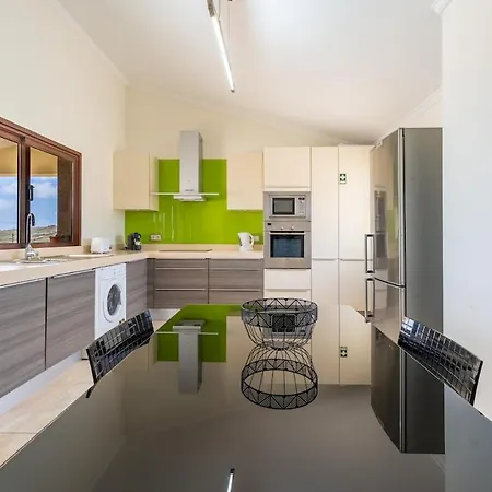 Apartment Areal Ii By Your Key Madeira Camacha (Porto Santo)