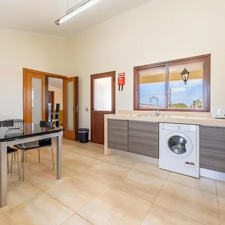 Areal Ii By Your Key Madeira Apartment